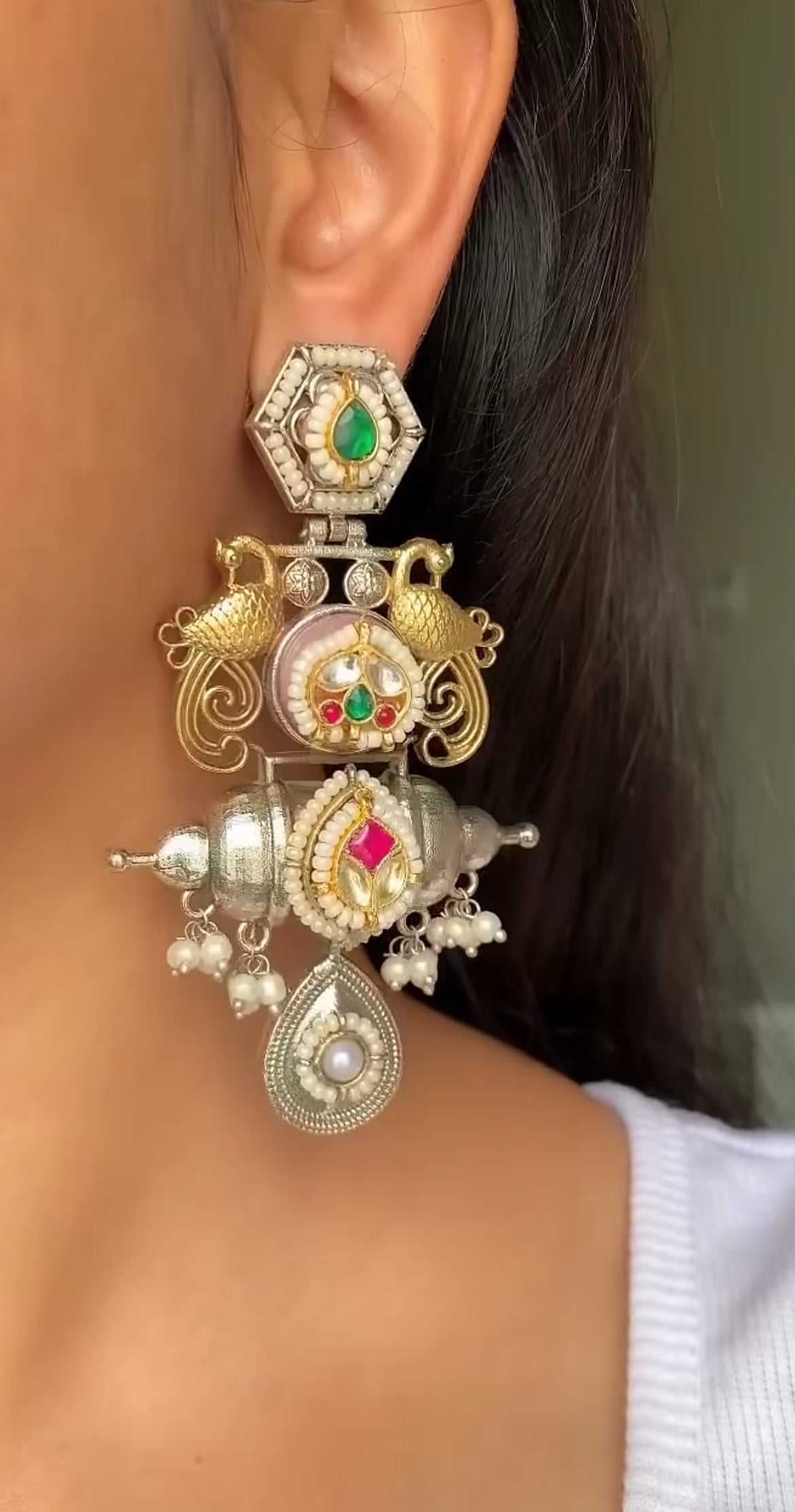 Falak earrings