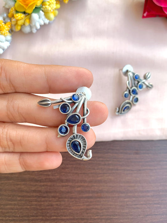 Aakriti earring