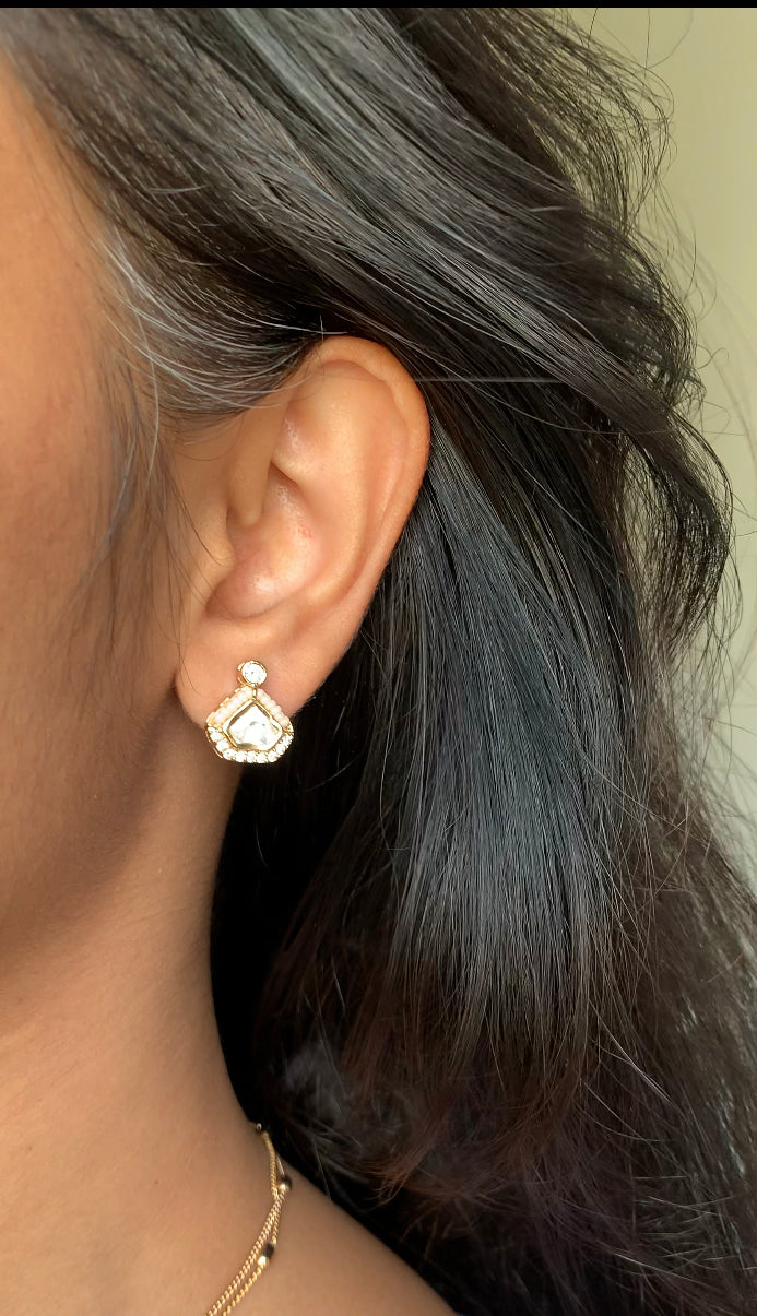 Deepa moissanite pendant set