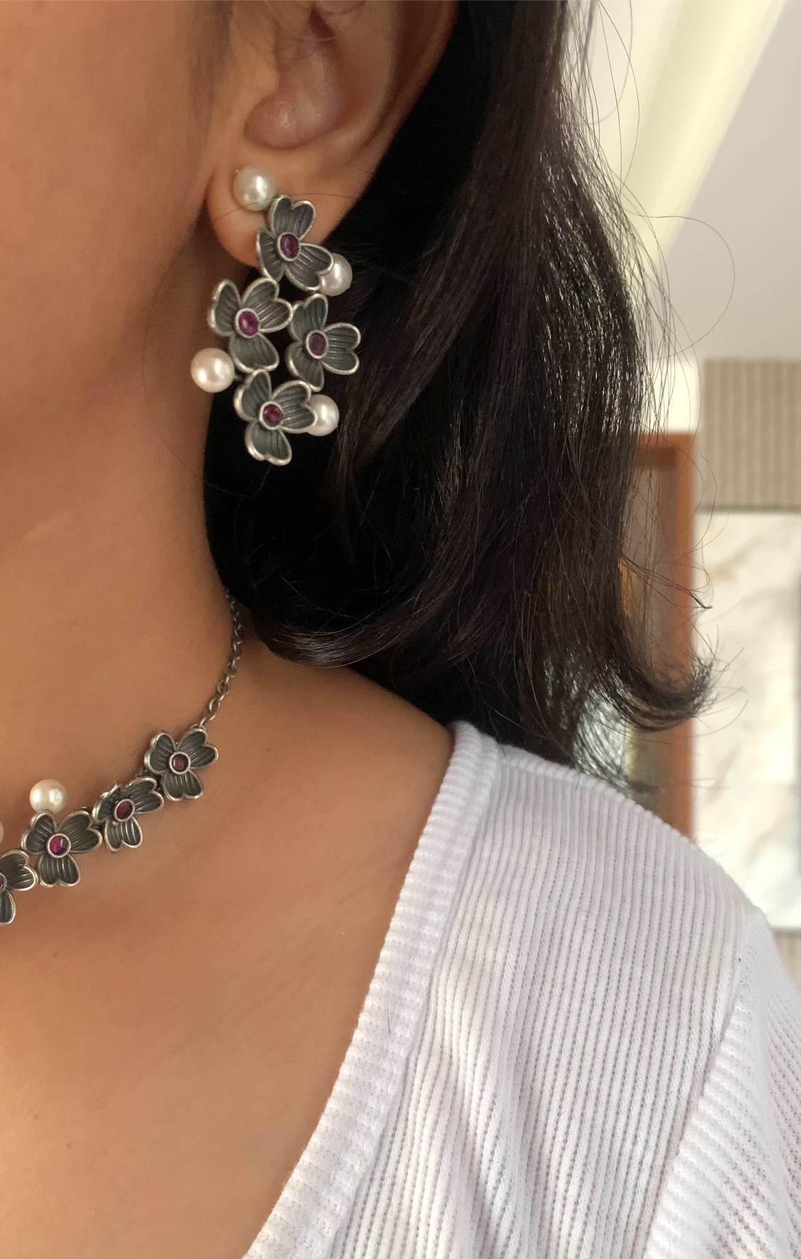 Pratibha set