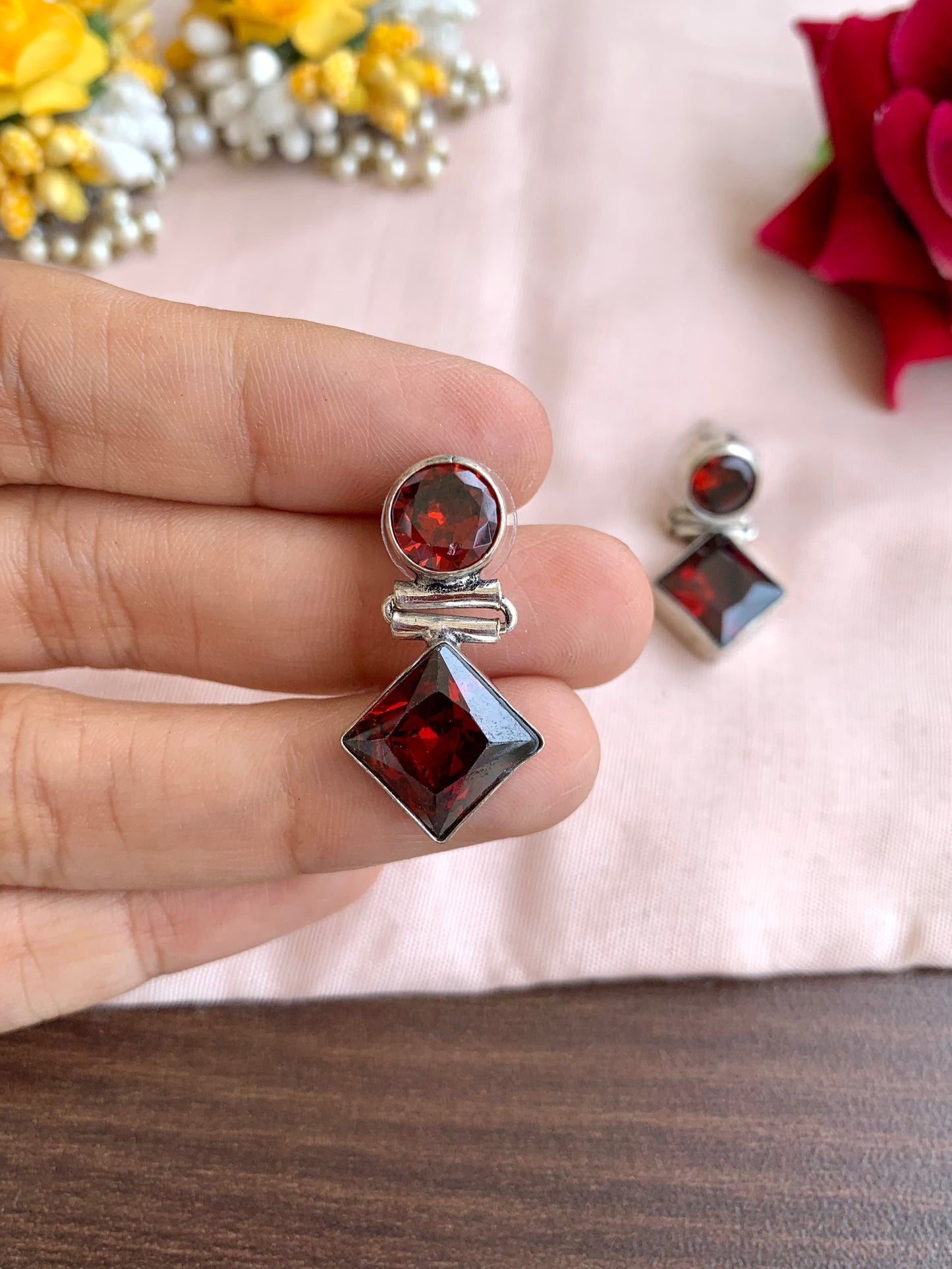 Gauhar earring