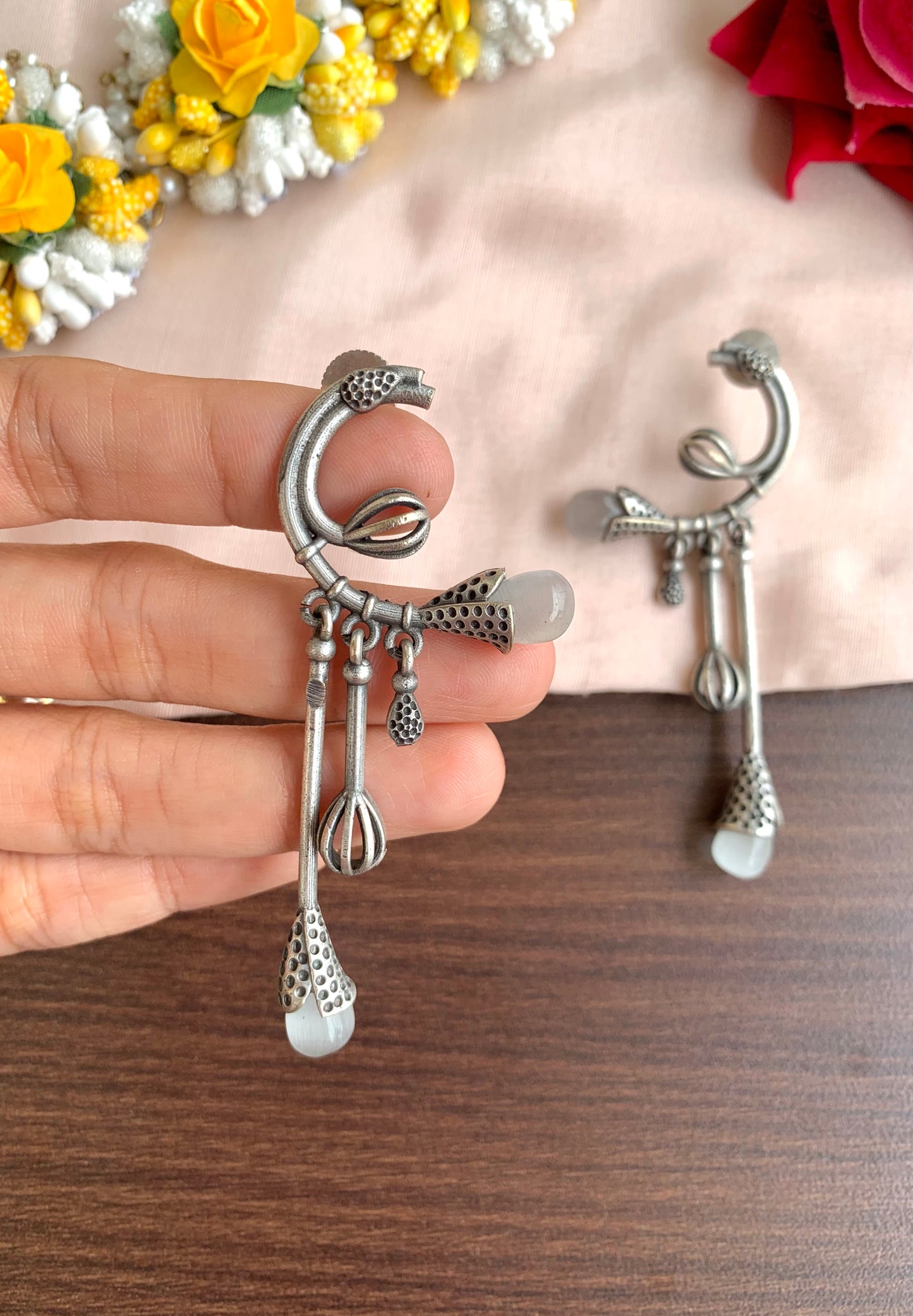Sameera earring