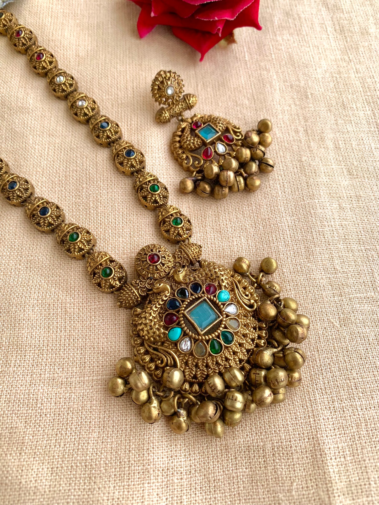 Gaurika antique long set