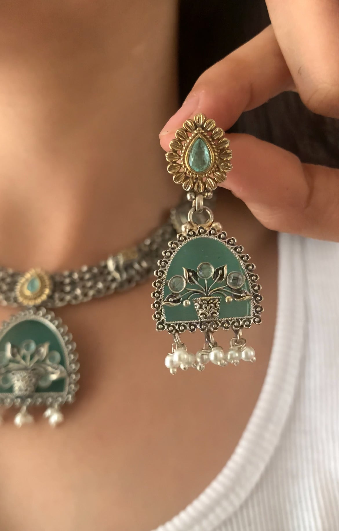 Nikitha set