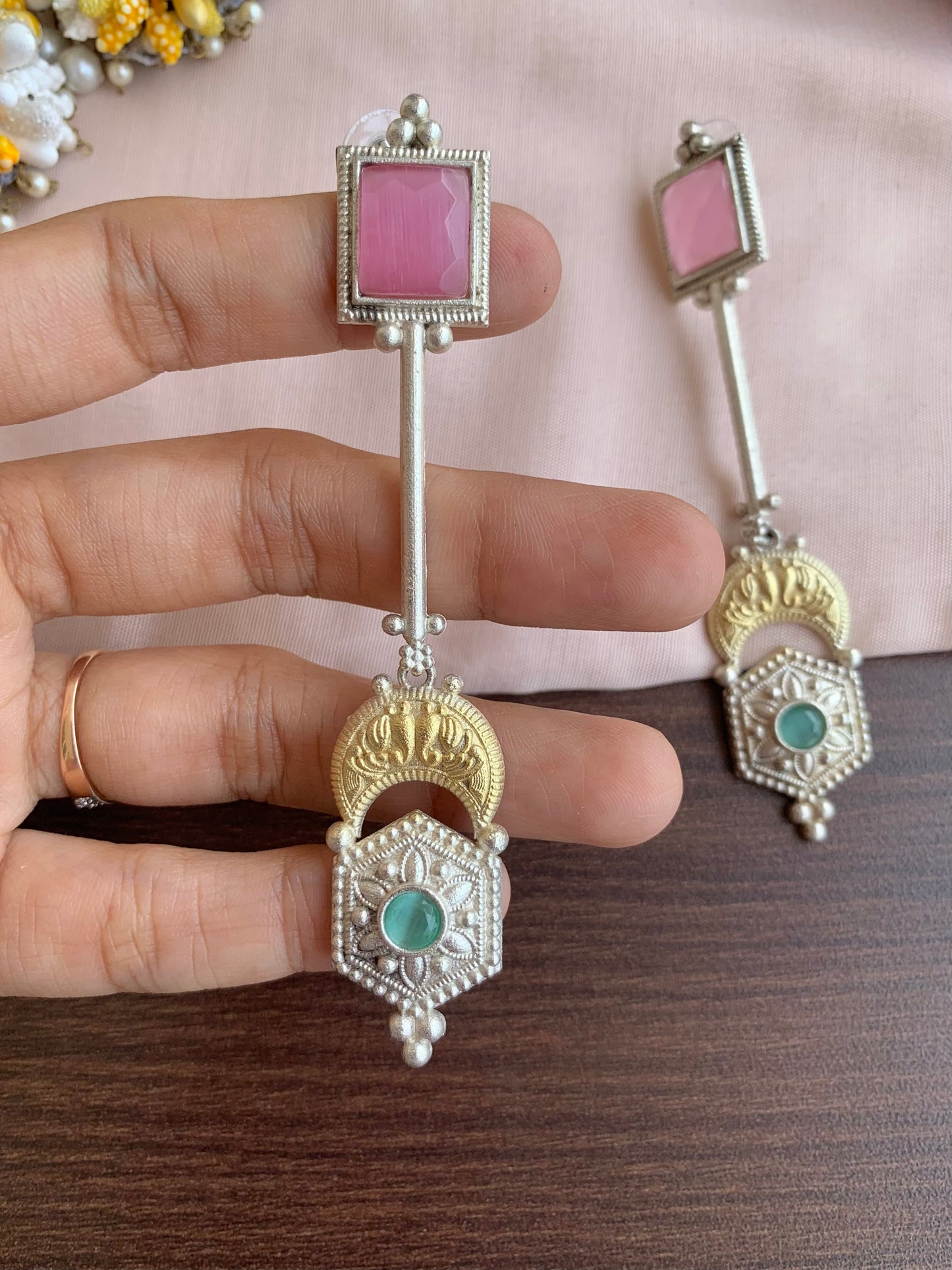 Lavya earring