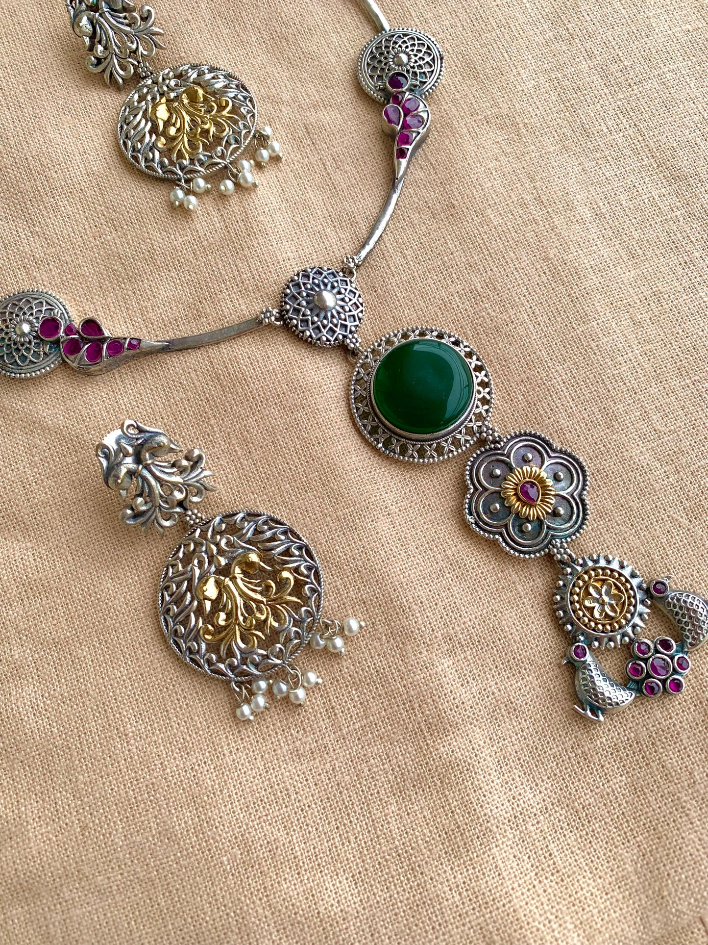 Yahvi set