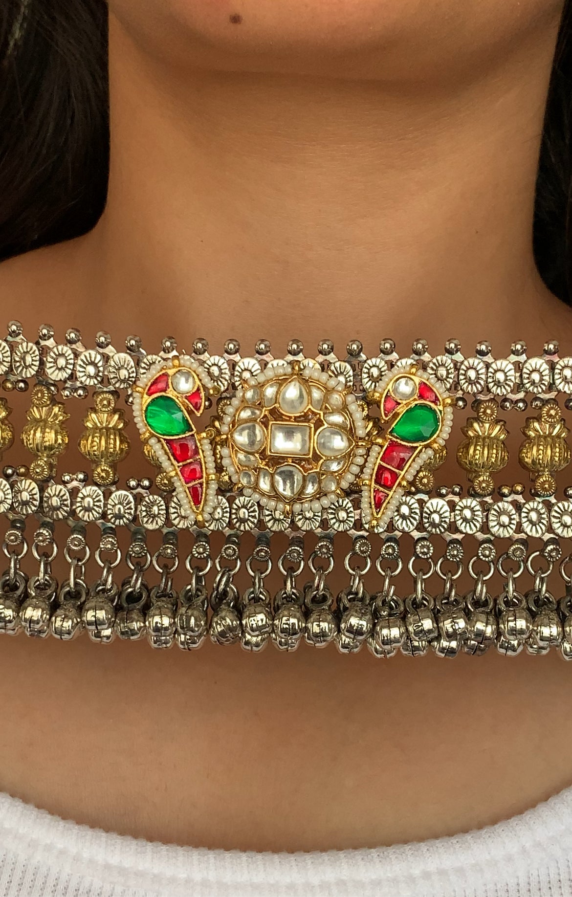 Maahee choker set