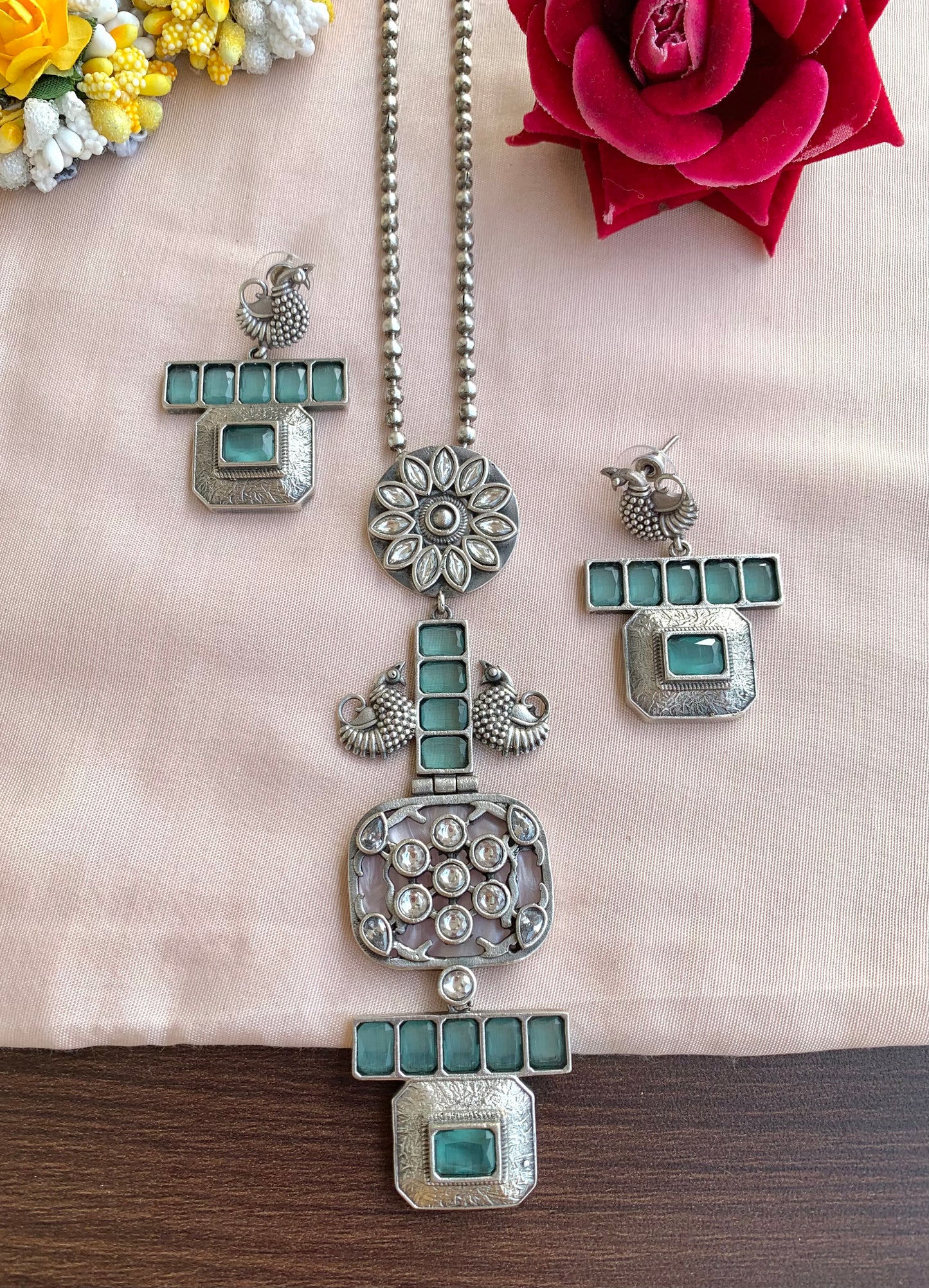Sneha necklace