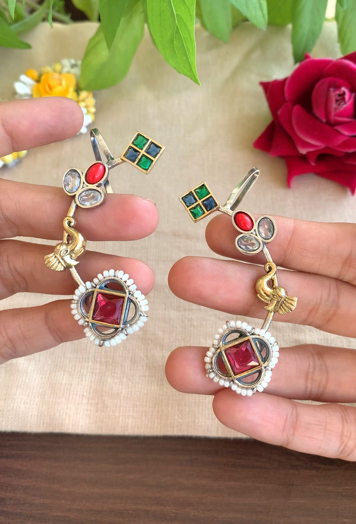 Mouni earcuff