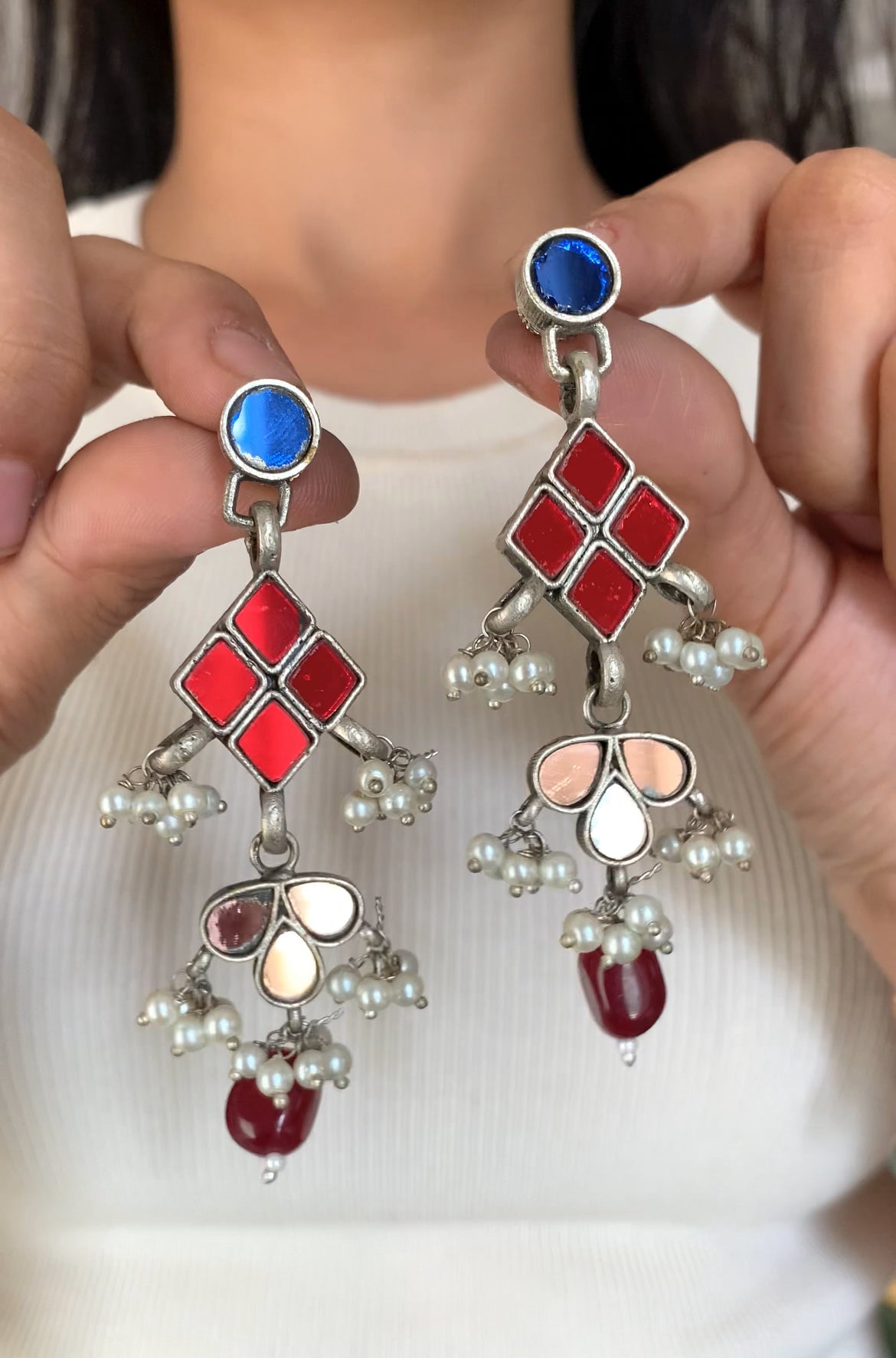 Hardika glass earring