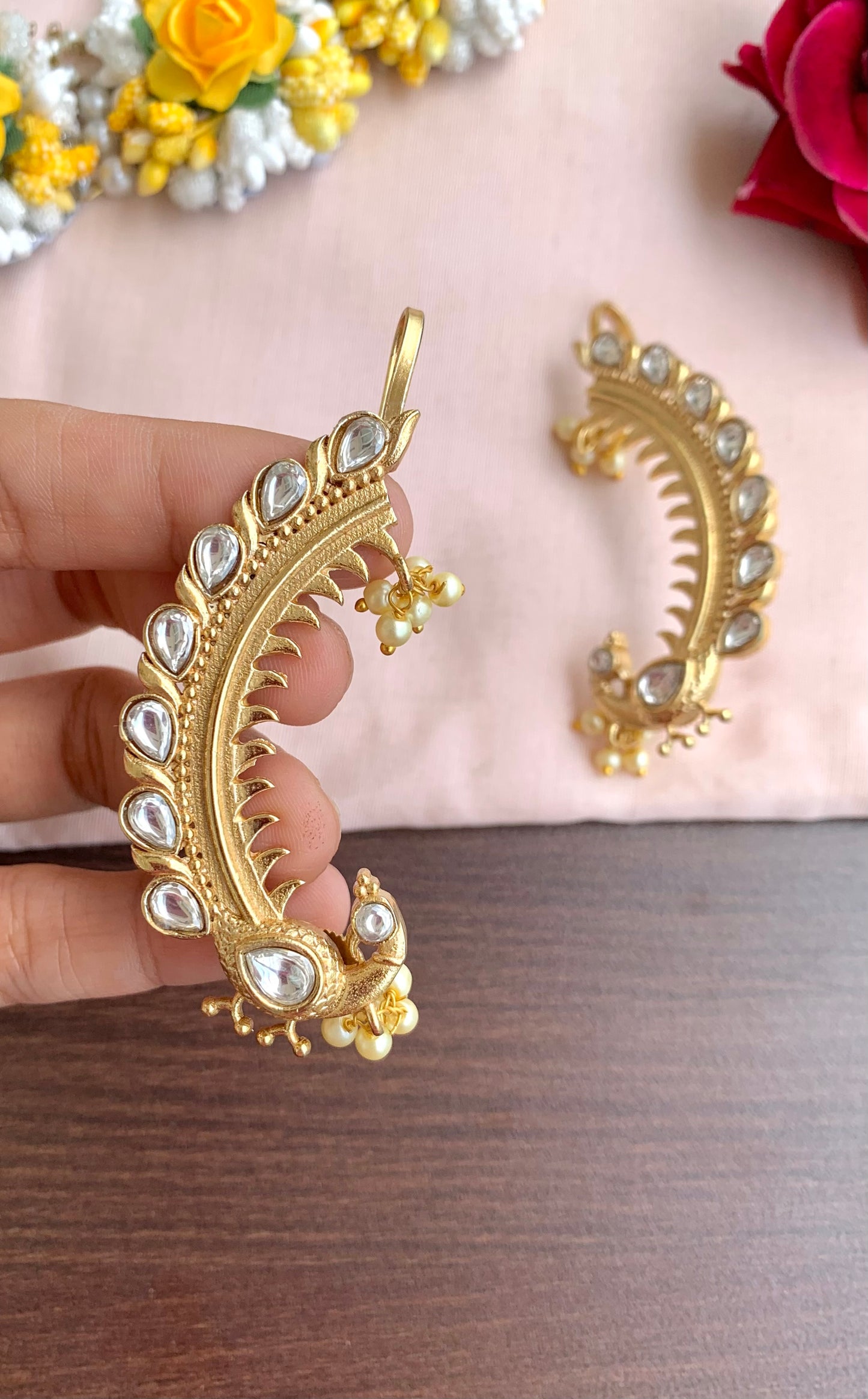 Yamini earcuff