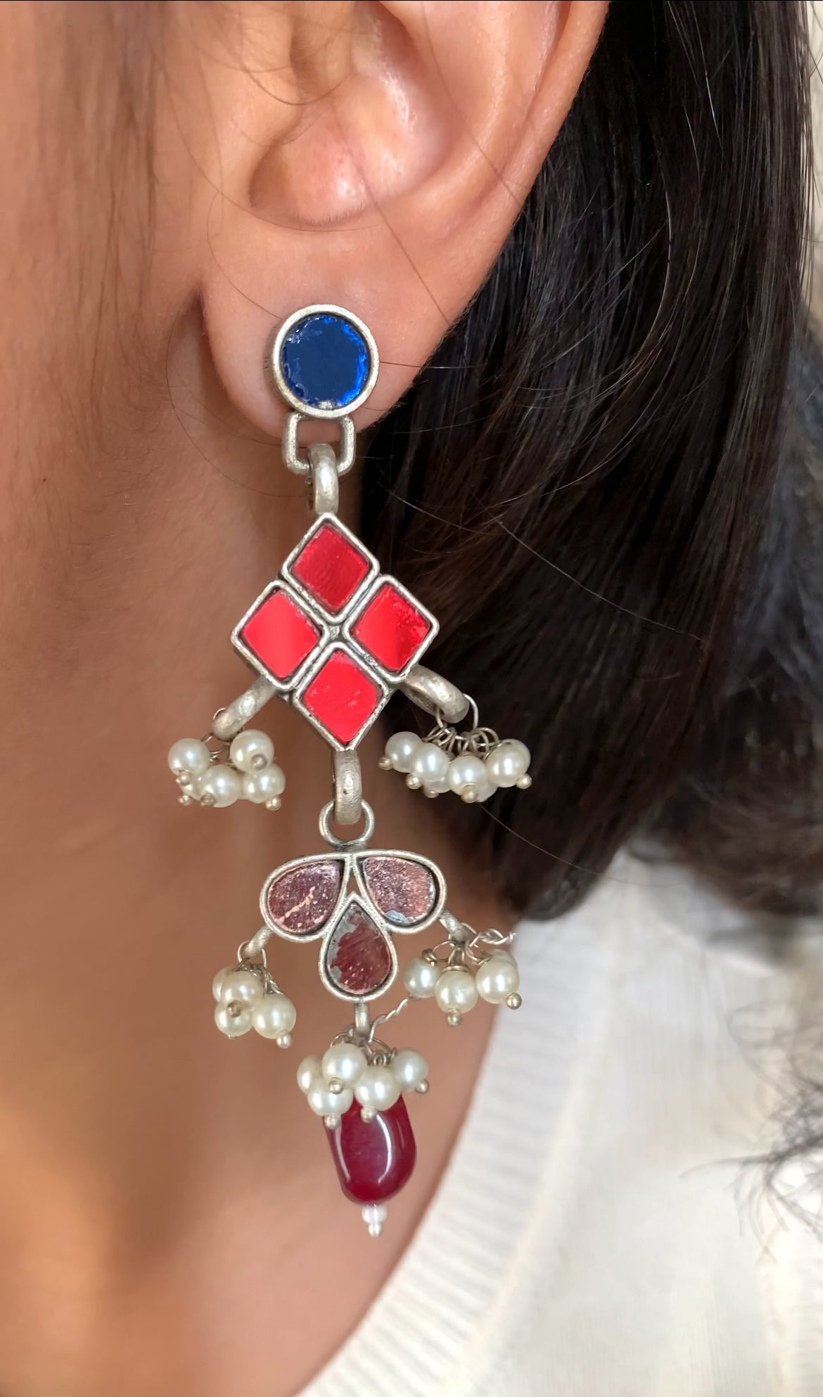 Hardika glass earring