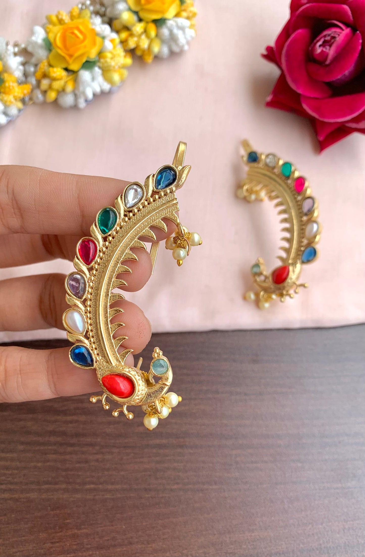 Yamini earcuff