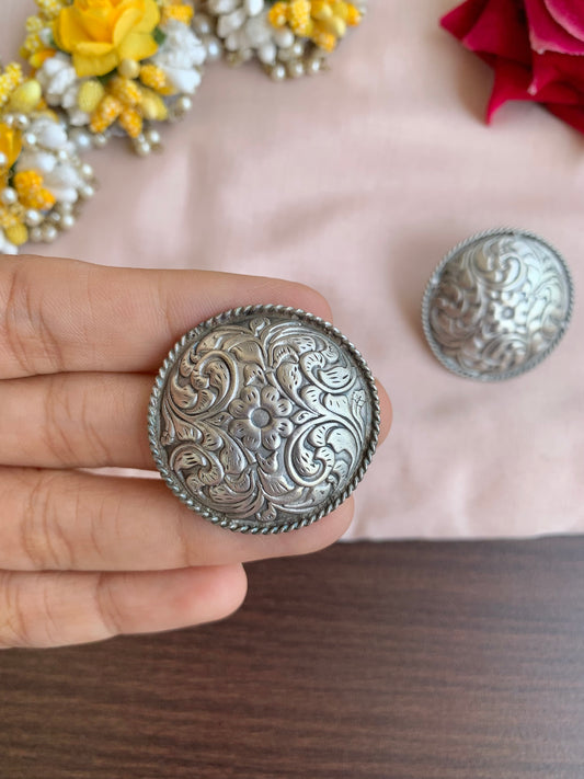Jeevika earring