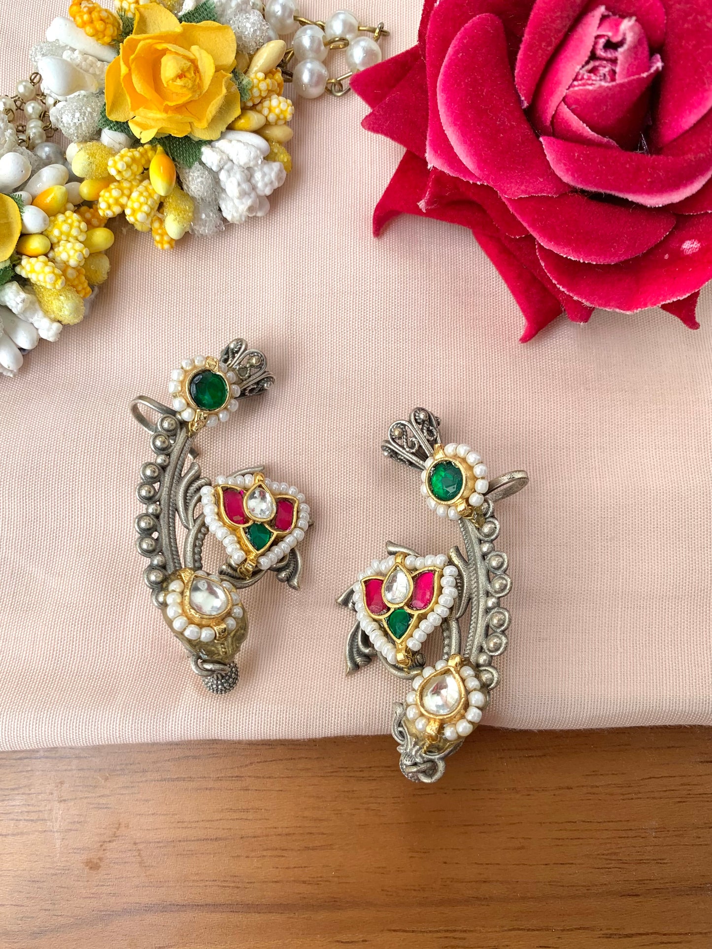 Neeva earrings